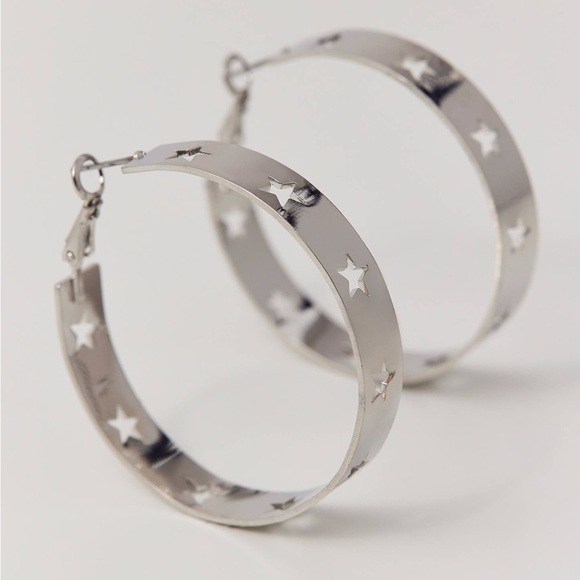 New Urban Outfitters Star Icon Hoop Earrings Cowboy Silver - Picture 1 of 7